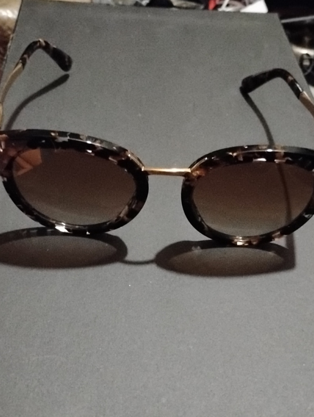 Tortoiseshell Round Women's Designer Sunglasses - Brown Lenses